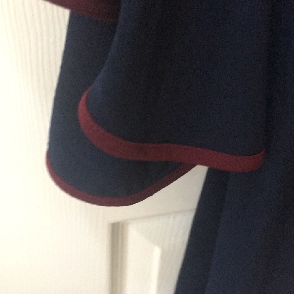 Dress - Picture 7 of 9